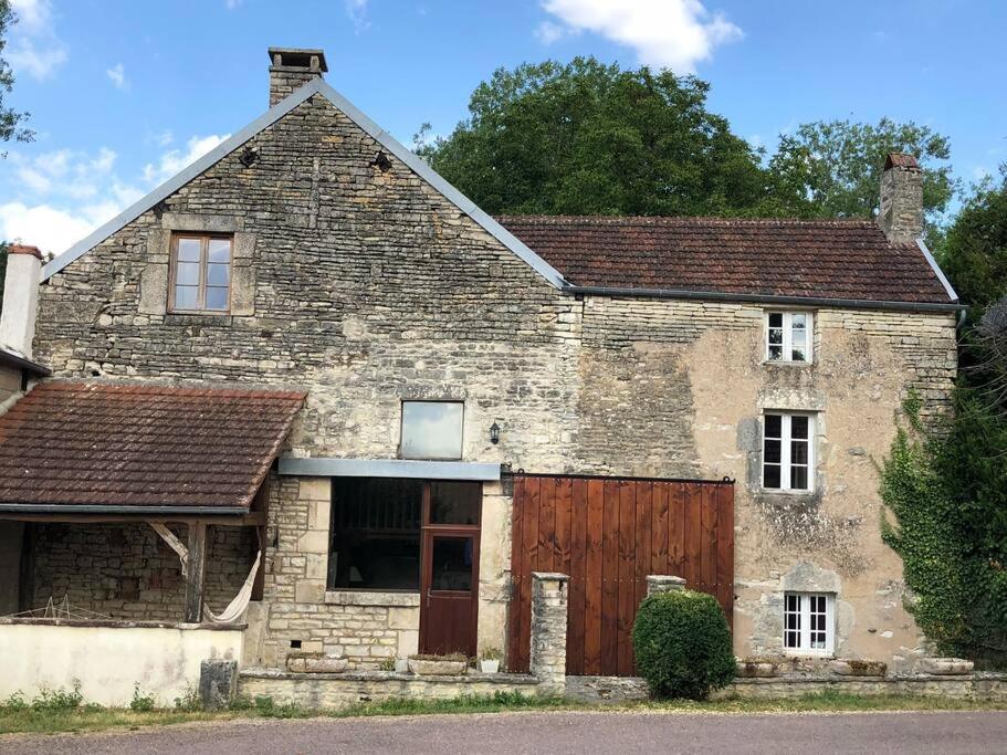 Villa Magnifique Moulin proche Chablis, jacuzzi et rivière Annay-sur-Serein Esterno foto