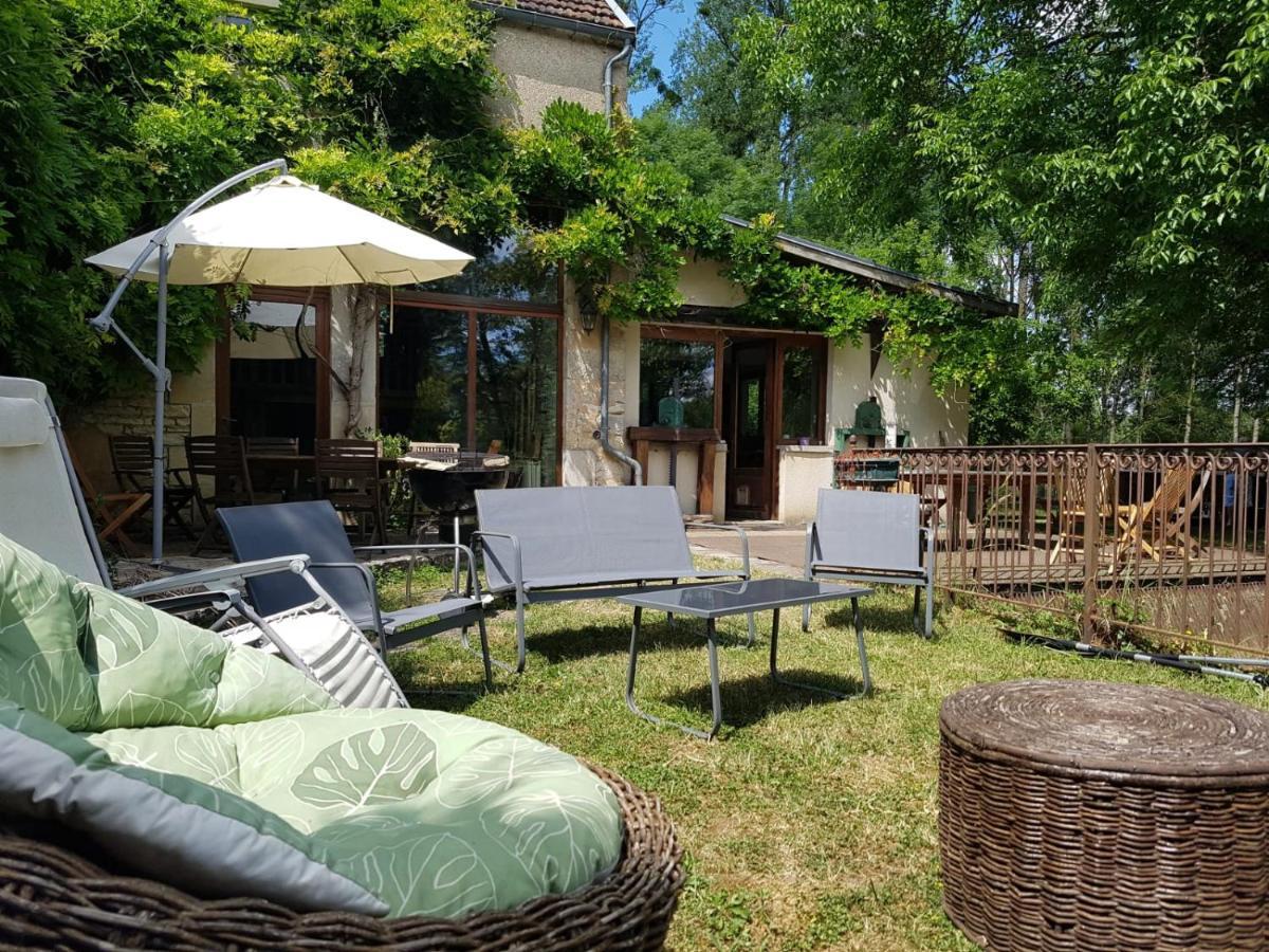 Villa Magnifique Moulin proche Chablis, jacuzzi et rivière Annay-sur-Serein Esterno foto